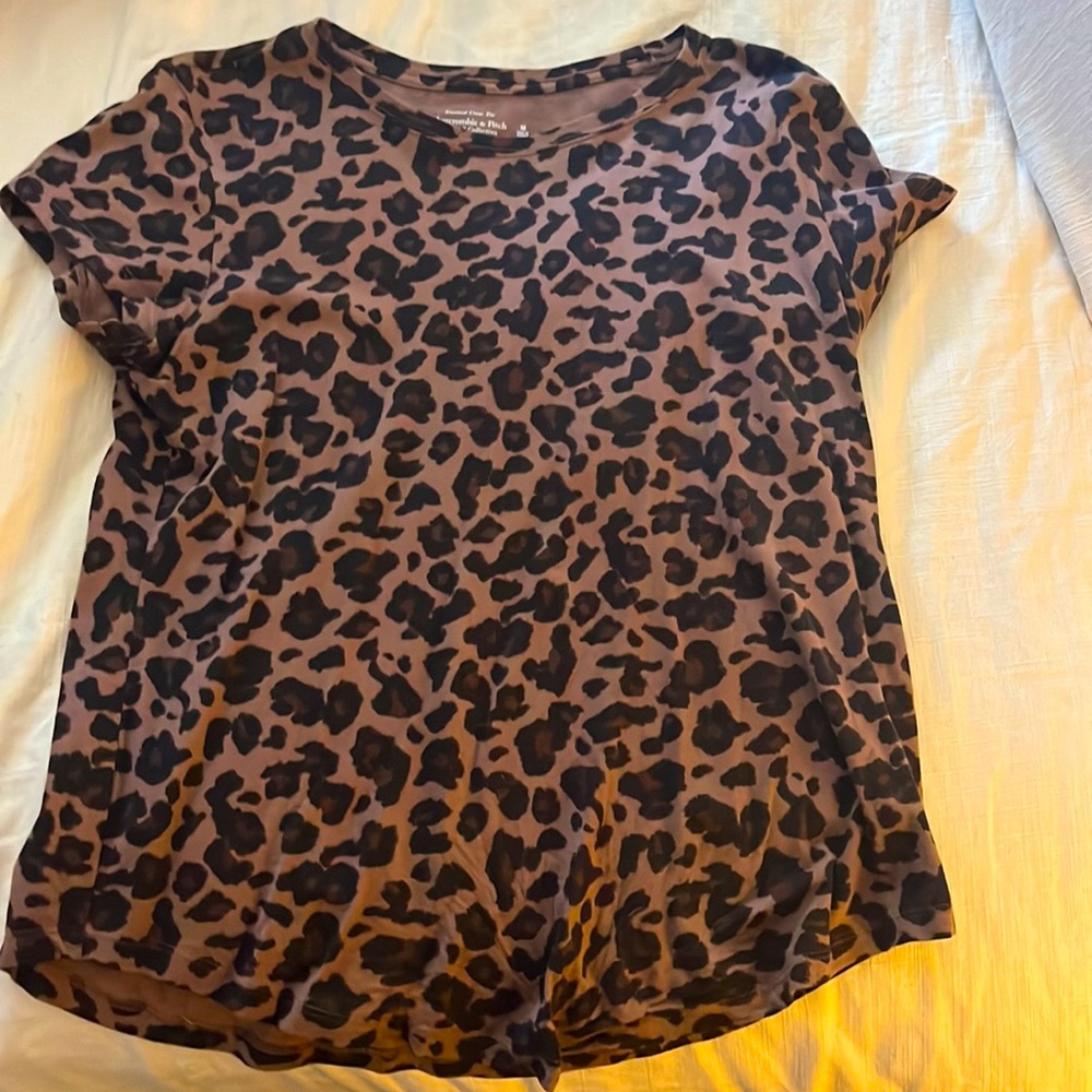 Abercrombie leopard knotted crew